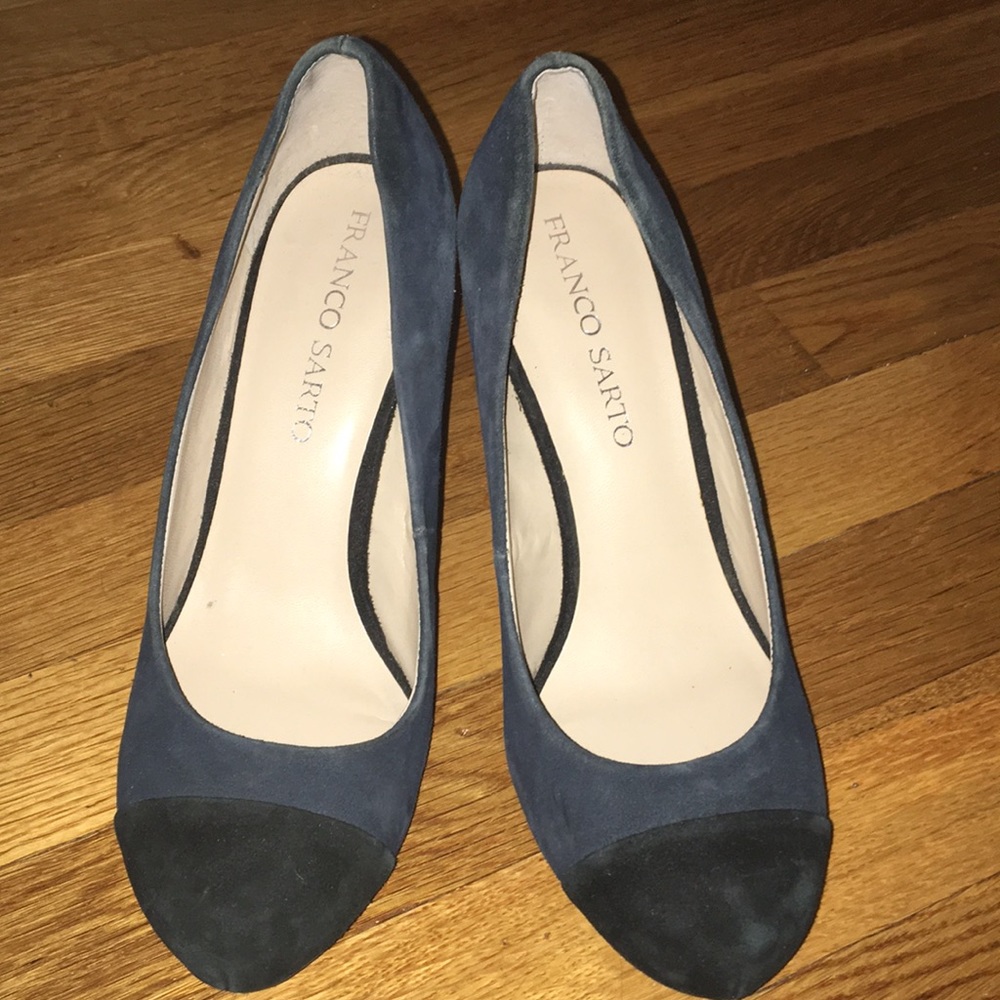 Franco Sarto Blue & Black Pumps